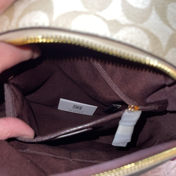 🩷COACH Court Backpack in Signature Canvas in Light Khaki/Petunia - Picture 5 of 14